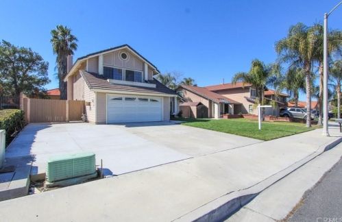 3866 Simmons Ave, Riverside, CA 92505-3518