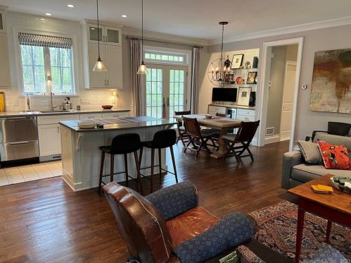 24 Dolldorf Rd, Kent CT  06757-1004 exterior