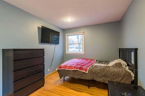 5701 Maryland Ave, Minneapolis MN 55428-3319 exterior