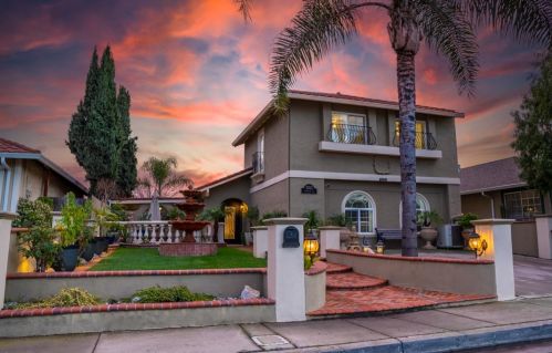 2012 Edgebank Dr, San Jose, CA 95122-4018