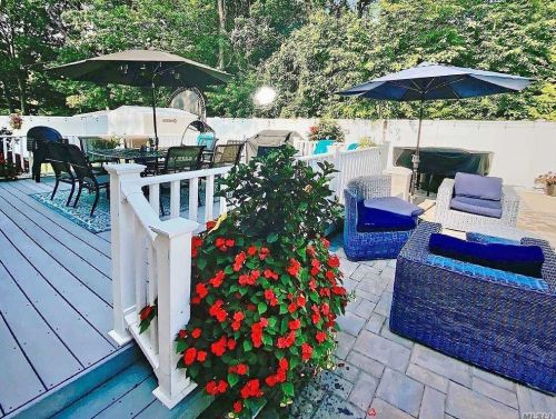 140 10 Ave, Holtsville NY  11742-2312 exterior