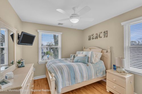 1809 Greenwood Ter, Belmar NJ 07719-2911 exterior