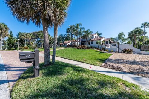 420 Ocean Dunes Rd, Daytona Beach FL  32118-4914 exterior