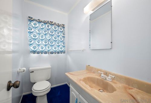 6675 Edmonton Ave, San Diego CA 92122-2518 exterior