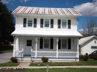 308 Aaron Sq, Aaronsburg, PA 16820-9402