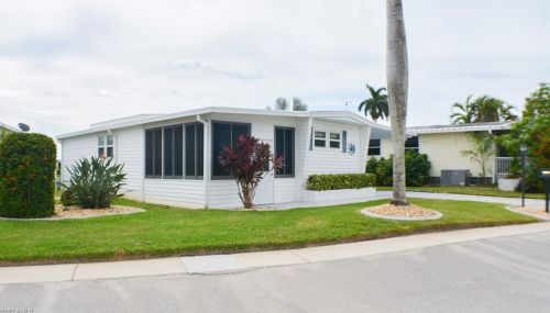 11361 Dogwood Ln, Fort Myers Beach, FL 33931-7126