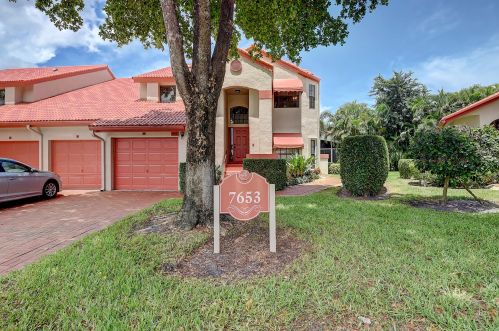 7653 Lexington Club Blvd, Delray Beach, FL 33446-3442