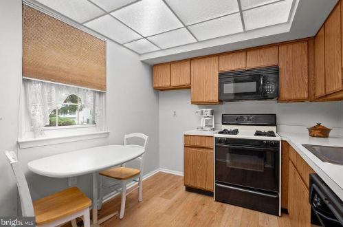 13 Belmont Sta, Southampton PA 18966-3770 exterior