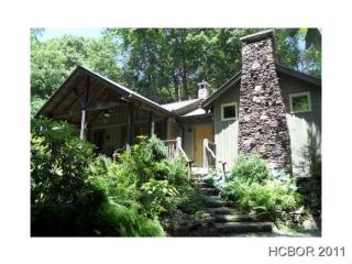 56 Paul Walden Rd, Highlands, NC 28741-9402
