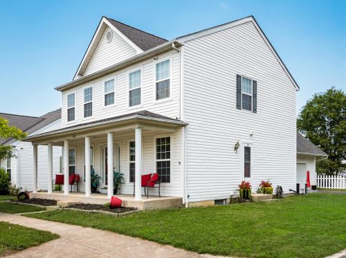 4372 Alameda Dr, Darbydale, OH 43123-8427