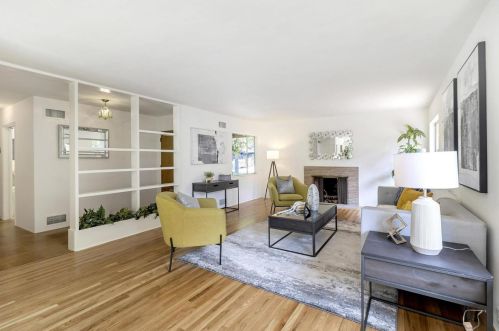 1558 Edgewood Dr, Palo Alto CA  94303-2819 exterior