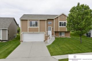 16083 Browne St, Omaha, NE 68116-3246
