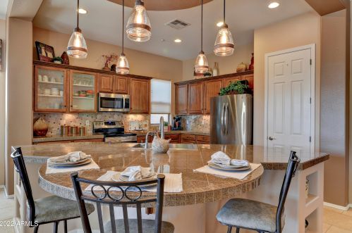 28175 123rd Ln, Peoria, AZ 85383-2532