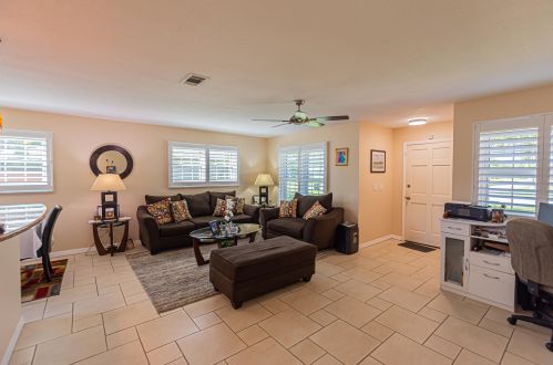1521 Broadview St, Fort Pierce, FL 34983-4901