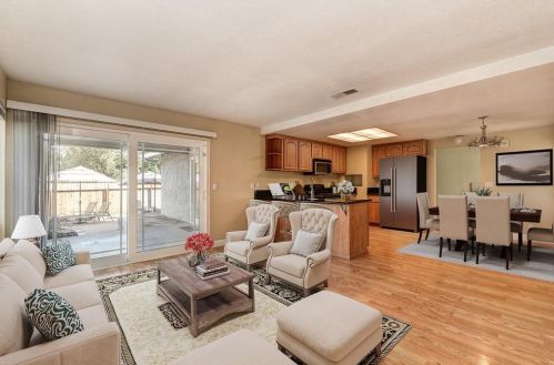 8437 Juglans Dr, Citrus Heights CA  95662-3048 exterior