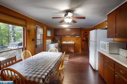 2452 Retreat Lodge Rd, Cook MN 55723-8717 exterior