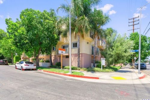 6601 Woodley Ave, Van Nuys, CA 91406-5896