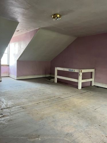 5229 Stanton Ave, Pittsburgh PA  15201-2592 exterior