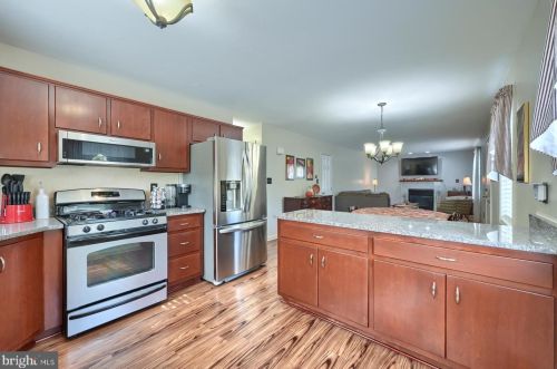 25 Dartmouth St, Harrisburg PA 17109-5100 exterior