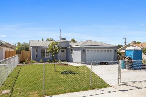 45 Bryant St, Bakersfield, CA 93307-5223