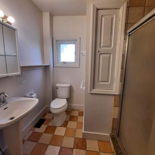 384 Wood St, Wilmington OH  45177-1239 exterior