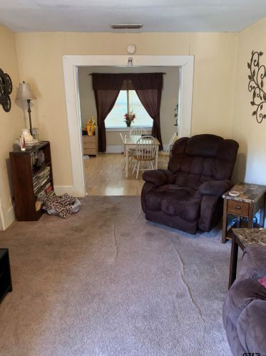 1223 North St, Kilgore, TX 75662-2739