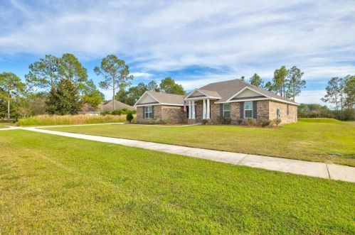 58 Brushed Dunes Cir, Freeport, FL 32439-6259