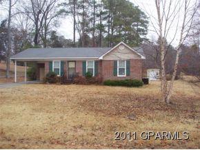 427 Quinerly St, Grifton, NC 28530-8589