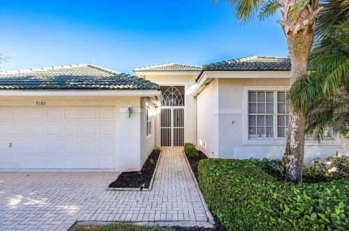 9152 Bay Harbour Cir, West Palm Beach, FL 33411-5154
