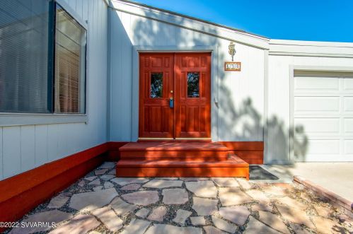 690 Palo Verde Pl, Cornville, AZ 86325-5852