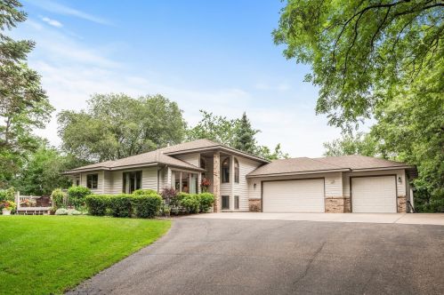 937 21st Ave, South Saint Paul, MN 55075-1316