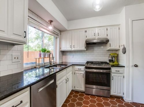 1135 Midway Dr, Richardson TX  75081-3629 exterior