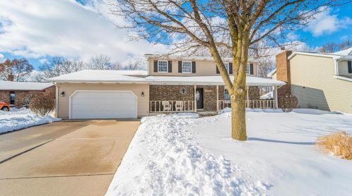 10054 Belmont Ct, Dyer, IN 46373-9582