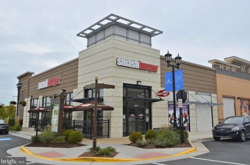 7204 Little Thames Dr, Gainesville VA  20155-4021 exterior