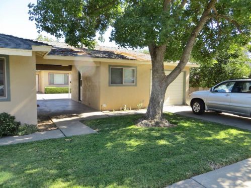 415 4th St, Winters, CA 95694-1810