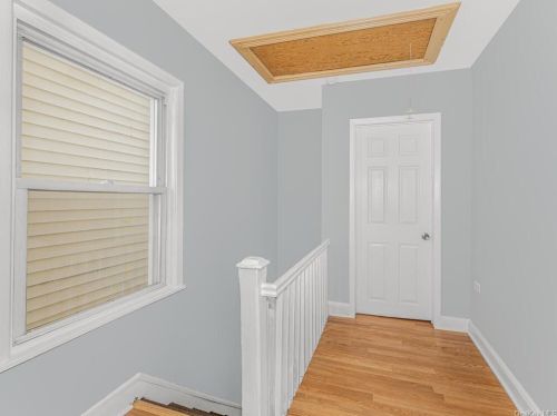 3241 Barker Ave, Bronx NY  10467-6301 exterior