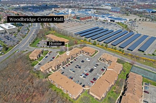 326 Sharon Gdn Ct, Woodbridge NJ  07095-4312 exterior