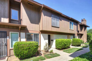 3568 Larchmont Square Ln, Sacramento, CA 95821-3772