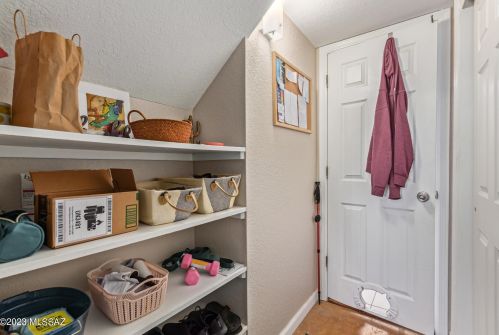 520 Balboa Dr, Tucson AZ  85705-4286 exterior