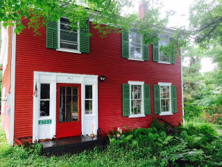 2733 Nys Route 22, Whallonsburg, NY 12936-2307