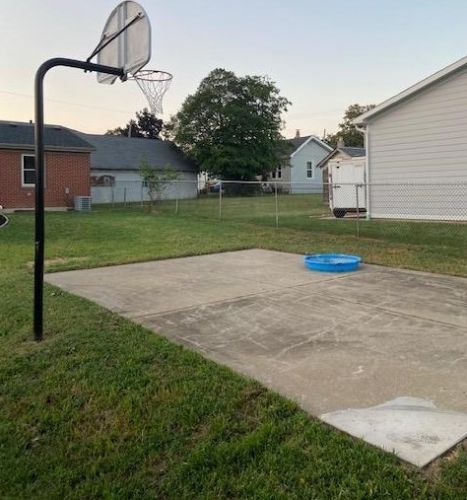 415 Dell St, Covington KY  41018-2126 exterior