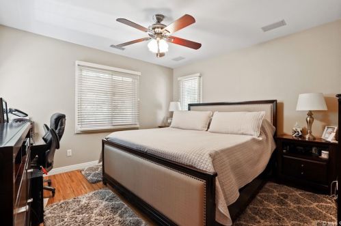 46 Duet, Irvine CA  92603-4216 exterior