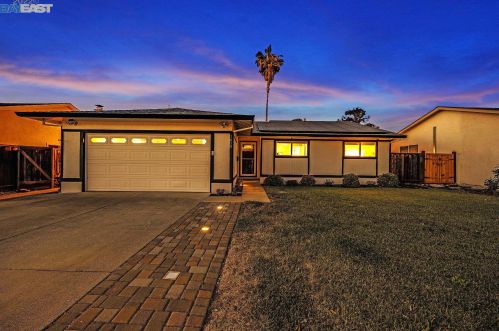 1419 Aster Ln, Livermore CA  94551-1417 exterior