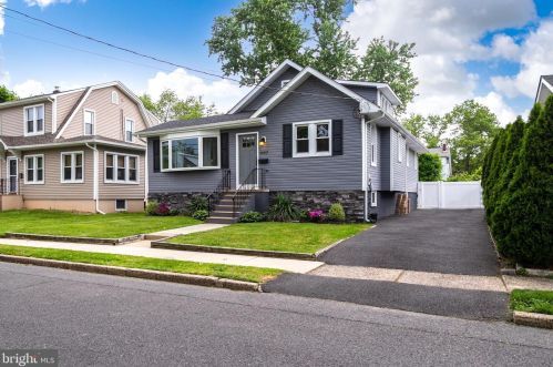 1007 Merrick Ave, Camden, NJ 08108-3231