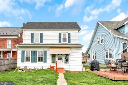 730 Broadway, Red Lion PA  17356-1914 exterior