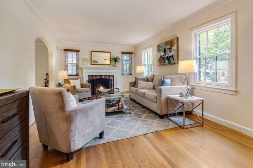 6429 31st St, Washington, DC 20015-2341