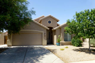 2566 Buckaroo Trl, Gilbert, AZ 85295-1576