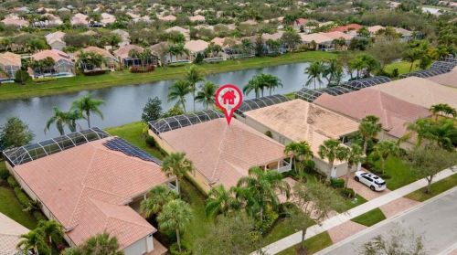 28317 Moray Dr, Bonita Springs, FL 34135-8522