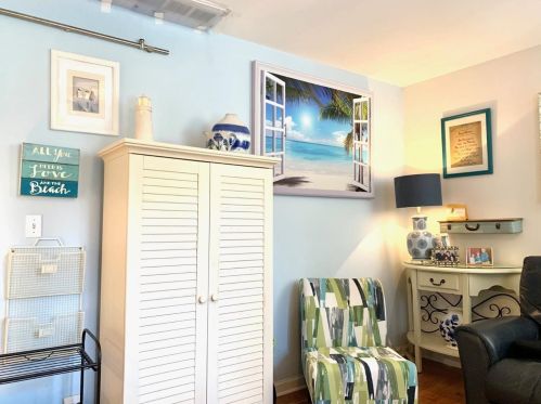 221 150, Valpo IN  46383-9559 exterior