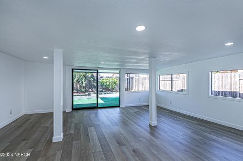 1627 School St, Santa Maria CA  93454-1919 exterior